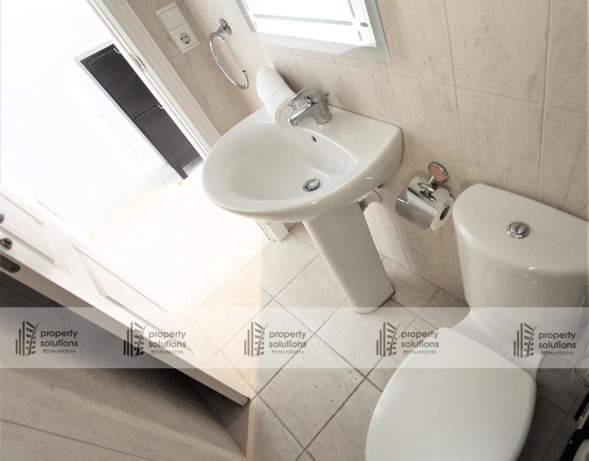 Playa 1º Linea Playa- Apartamento Duplex En Pleno Corazon De La Carihuela Torremolinos Kültér fotó